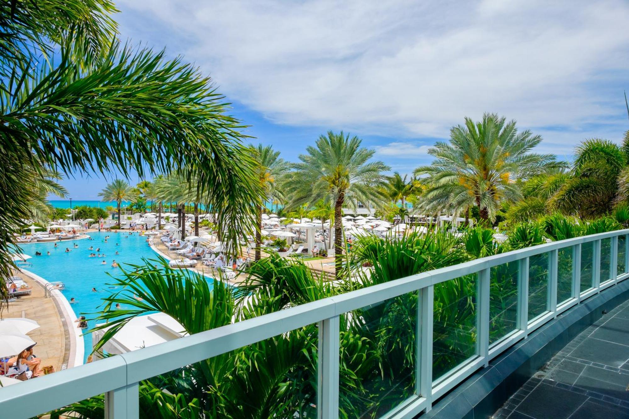 Fontainebleau Jr Suite With Balcony Condo Miami Beach Ngoại thất bức ảnh